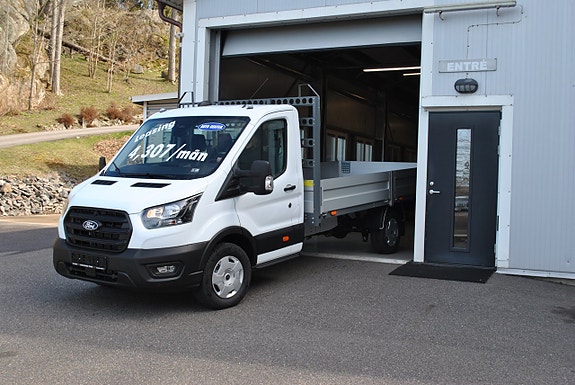 Ford Transit 17 of 17