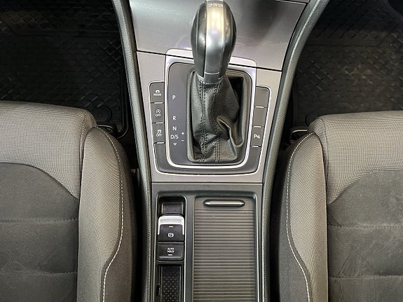 Volkswagen Golf Alltrack 15 of 30