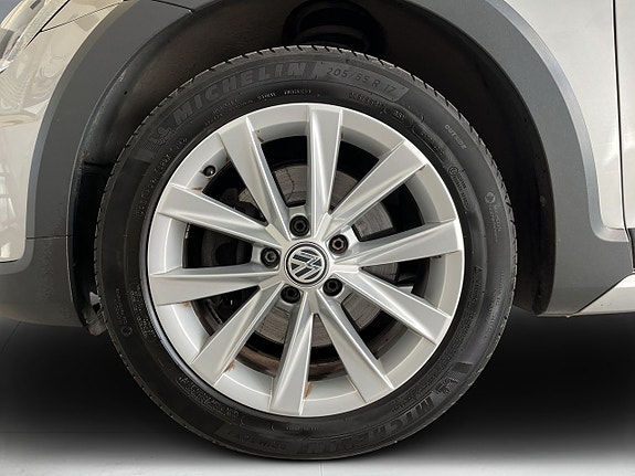 Volkswagen Golf Alltrack 6 of 30