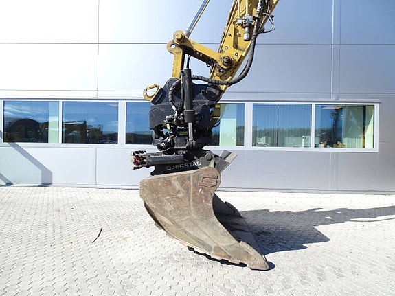 CAT 325 - 21 / TRS18 / Grip / S70 / Leica 3d Grävsystem 6 of 7