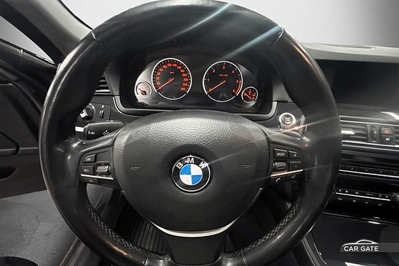 BMW 520d 15 of 30
