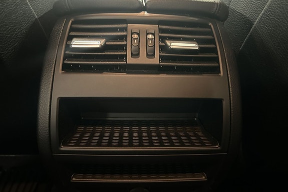 BMW 520d 27 of 30
