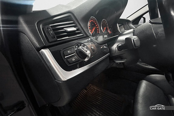 BMW 520d 14 of 30