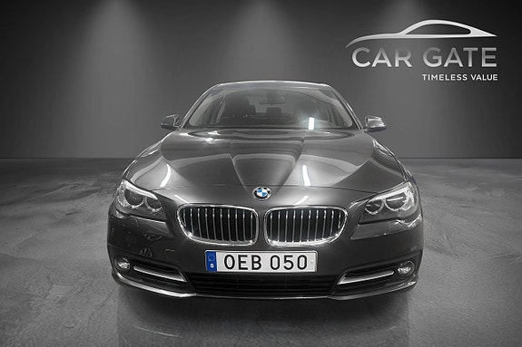 BMW 520d 2 of 30