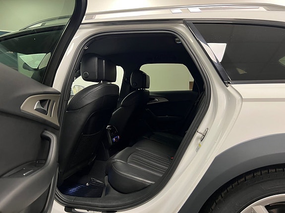 Audi A6 allroad 24 of 29