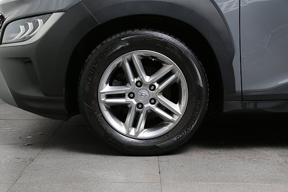 Hyundai Kona 8 of 25
