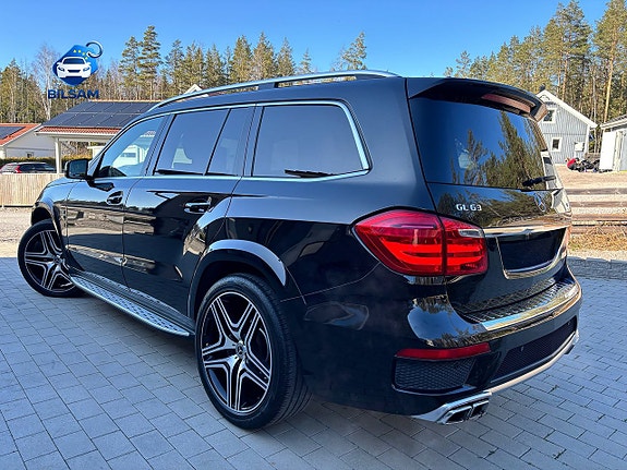 Mercedes-Benz GL63 4 of 5