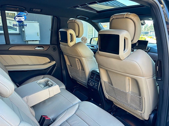 Mercedes-Benz GL63 9 of 10