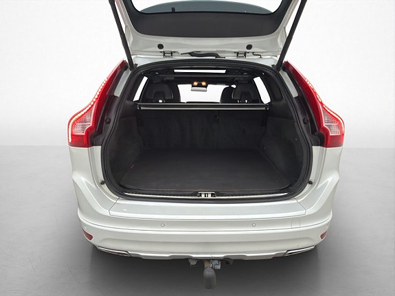 Volvo XC60 24 of 25