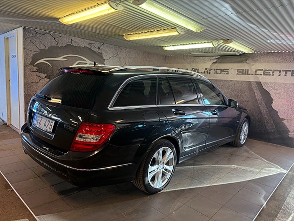 Mercedes-Benz C220 5 of 15