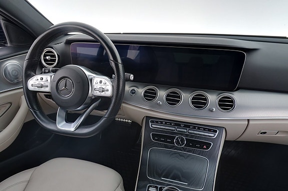 Mercedes-Benz E200 12 of 22