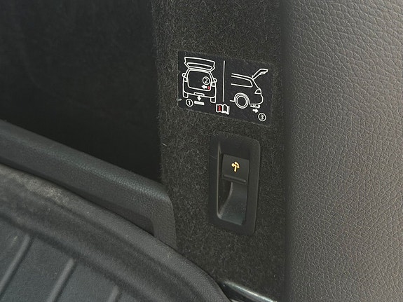 Volkswagen Passat 24 of 26