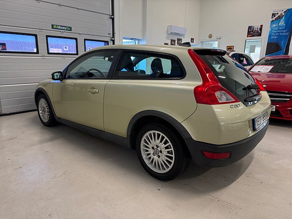 Volvo C30 4 of 5
