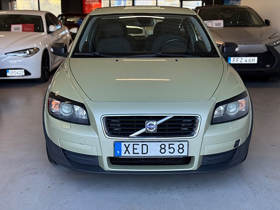 Volvo C30 2 of 5