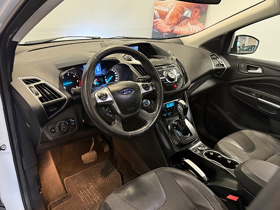 Ford Kuga 10 of 27