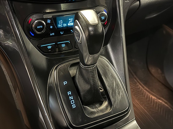 Ford Kuga 12 of 27