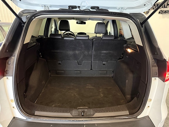 Ford Kuga 26 of 27