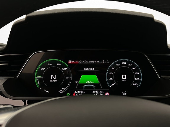 Audi SQ8 e-tron 21 of 30