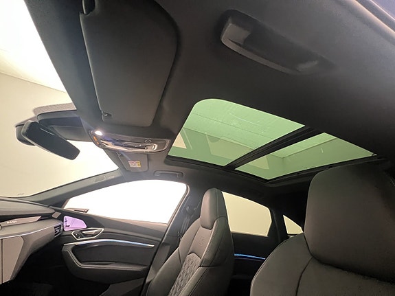 Audi SQ8 e-tron 15 of 30