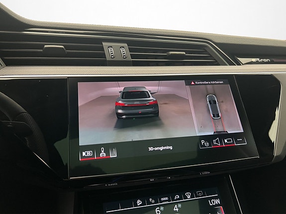 Audi SQ8 e-tron 23 of 30