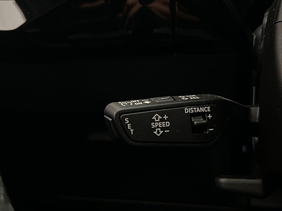 Audi SQ8 e-tron 18 of 30