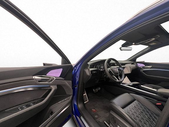 Audi SQ8 e-tron 10 of 30