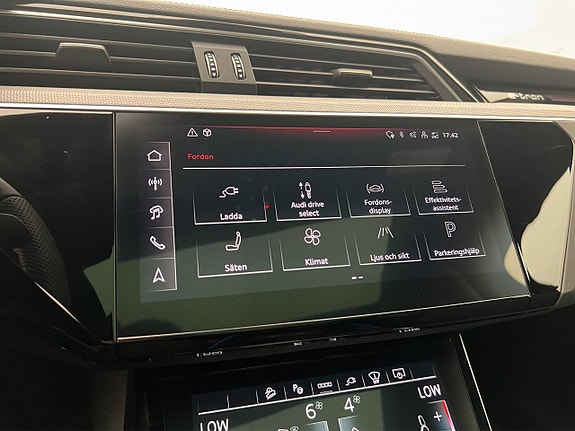 Audi SQ8 e-tron 28 of 30