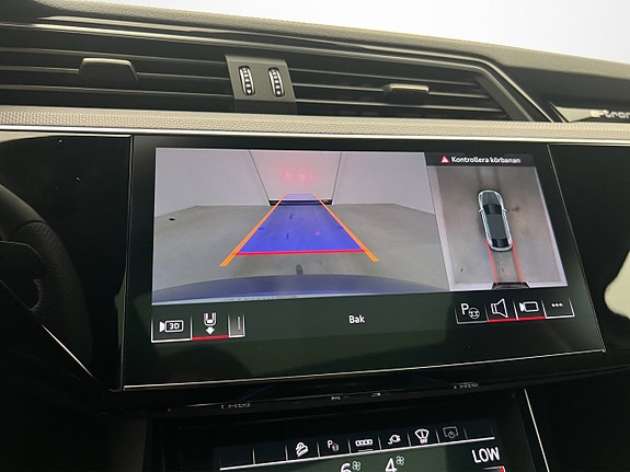 Audi SQ8 e-tron 24 of 30