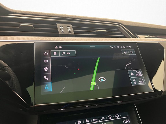 Audi SQ8 e-tron 27 of 30