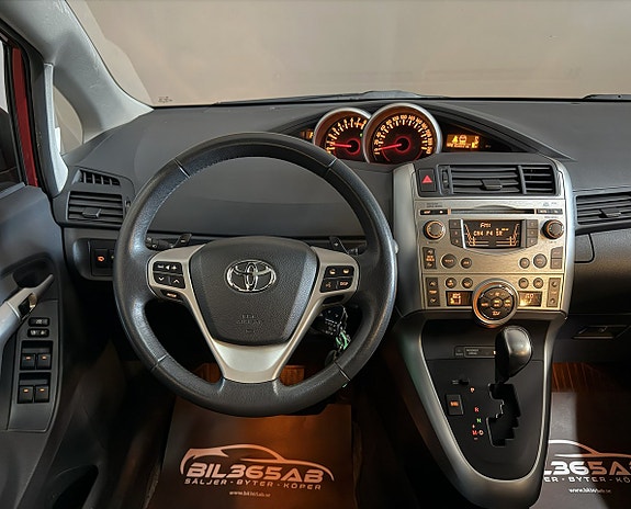 Toyota Verso 14 of 18