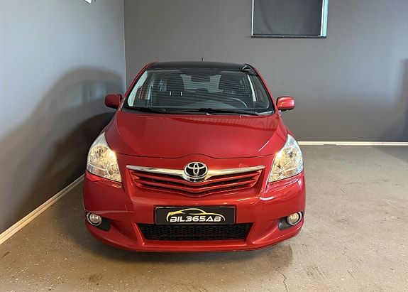 Toyota Verso 7 of 18