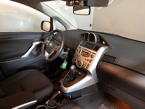 Toyota Verso 15 of 18