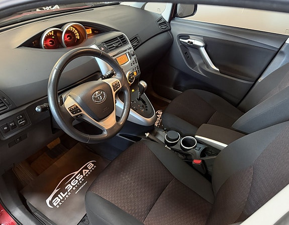 Toyota Verso 12 of 18