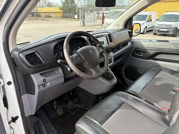 Peugeot Expert 8 of 9
