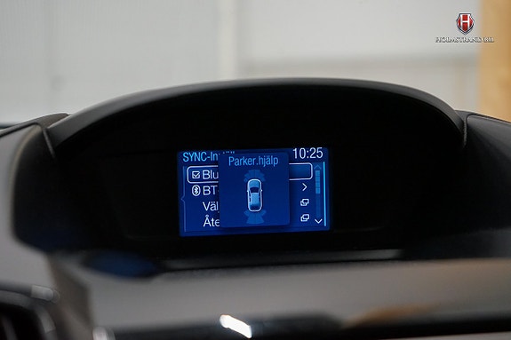 Ford Kuga 15 of 21