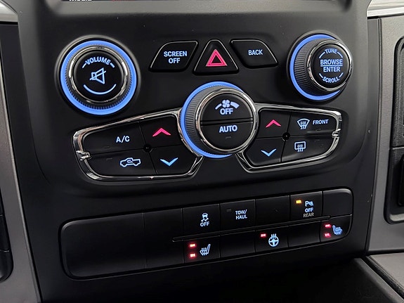 Dodge RAM 1500 28 of 30