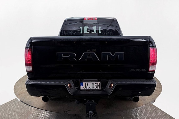 Dodge RAM 1500 7 of 30