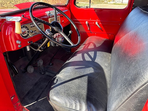 Ford F-100 15 of 30