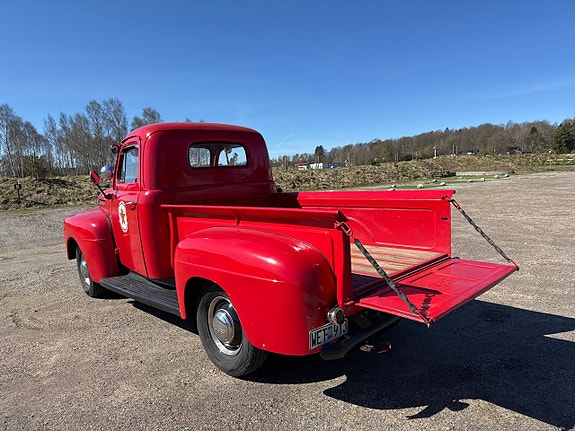Ford F-100 25 of 30
