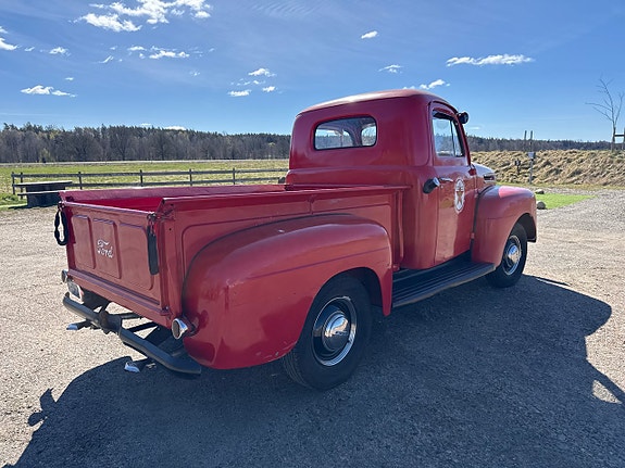 Ford F-100 26 of 30
