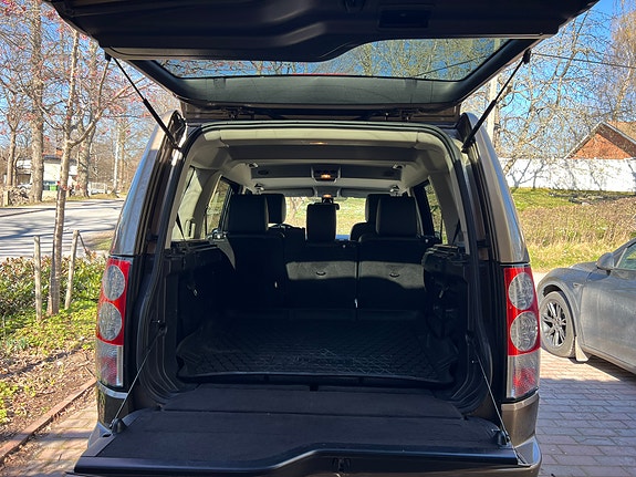 Land Rover Discovery 4 7 of 9