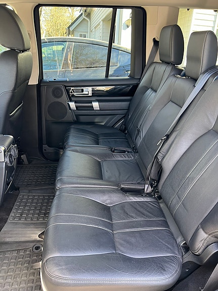 Land Rover Discovery 4 6 of 9
