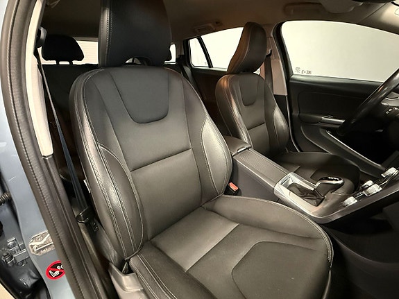 Volvo V60 Cross Country 13 of 18
