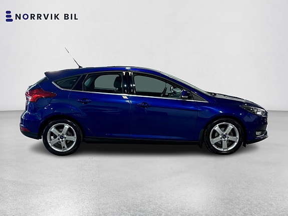 Ford Focus 3 of 5