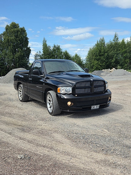 Dodge RAM SRT-10 6 of 15