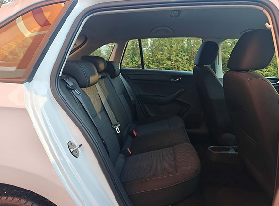 Skoda Rapid Spaceback 11 of 27