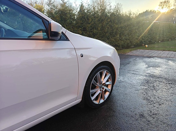 Skoda Rapid Spaceback 16 of 27