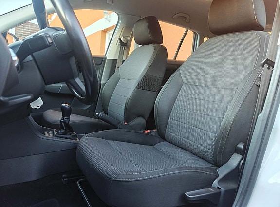 Skoda Rapid Spaceback 17 of 27