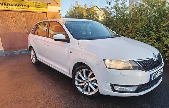 Skoda Rapid Spaceback 3 of 5