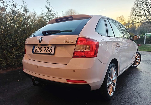 Skoda Rapid Spaceback 4 of 5